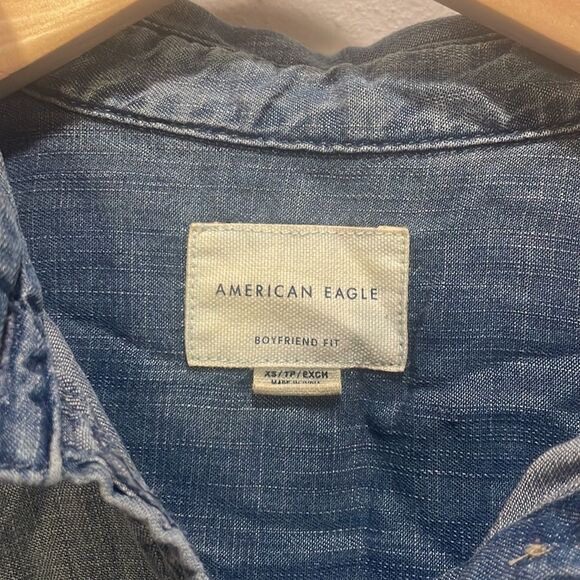 American Eagle Outfitters woman’s denim long sleeve shirt - Picture 3 of 11